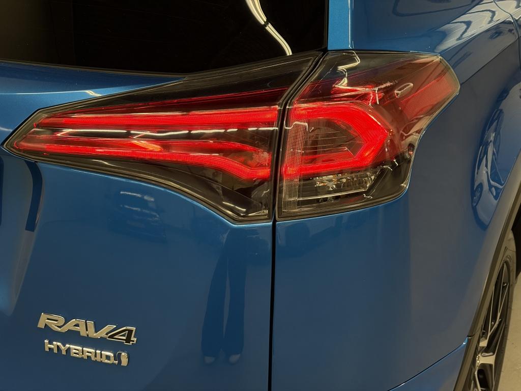 Toyota Rav4 2.5 hybrid style