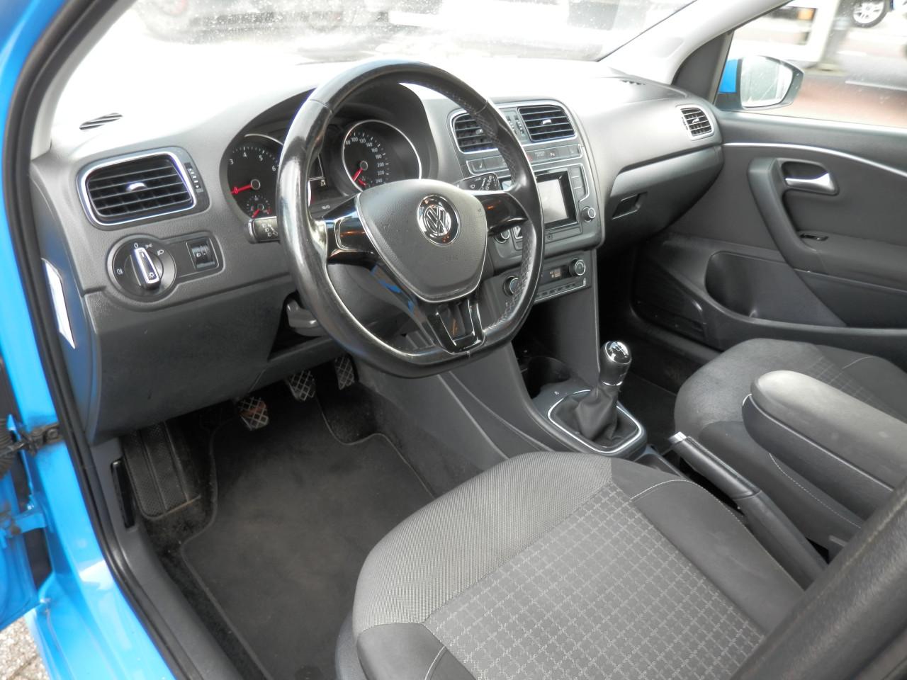 Auto Garant Biedt Aan: Volkswagen Polo 1.2 TSI First Edition