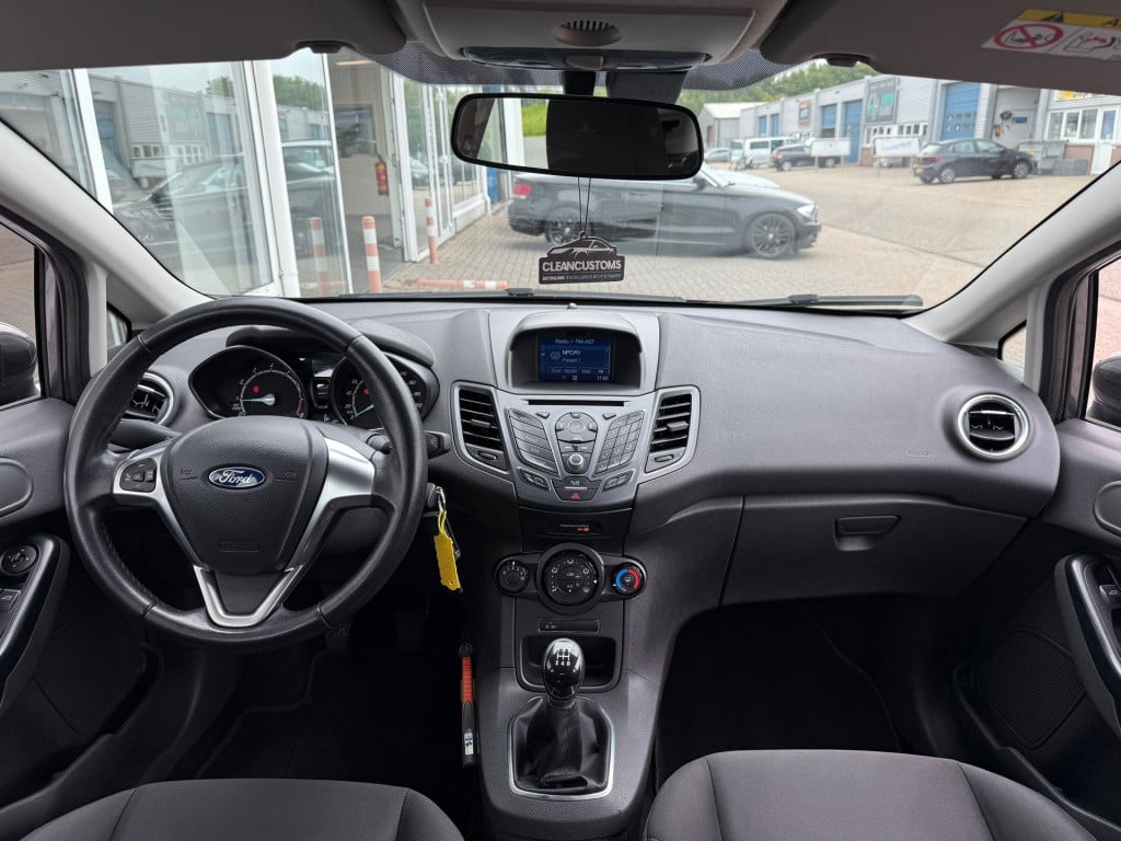 Ford Fiesta 1.0 style