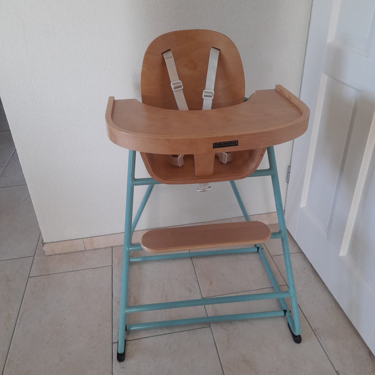 Childhome kinderstoel ( in goede nette staat )