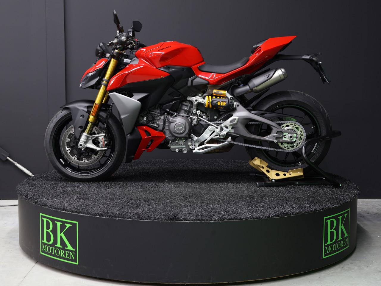 Ducati Streetfighter V2 S - BTW MOTOR