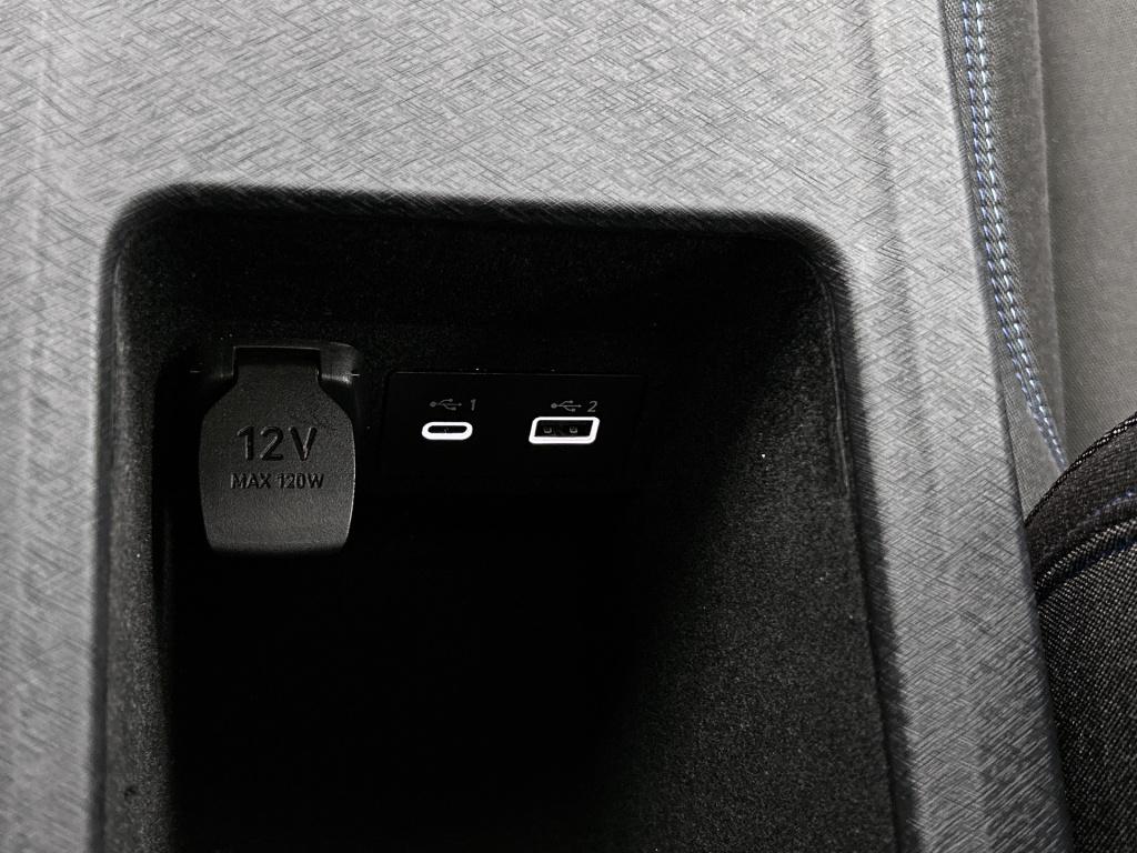 Lynk & Co 01 1.5 | panoramadak | 360 camera | apple carplay/android auto | 