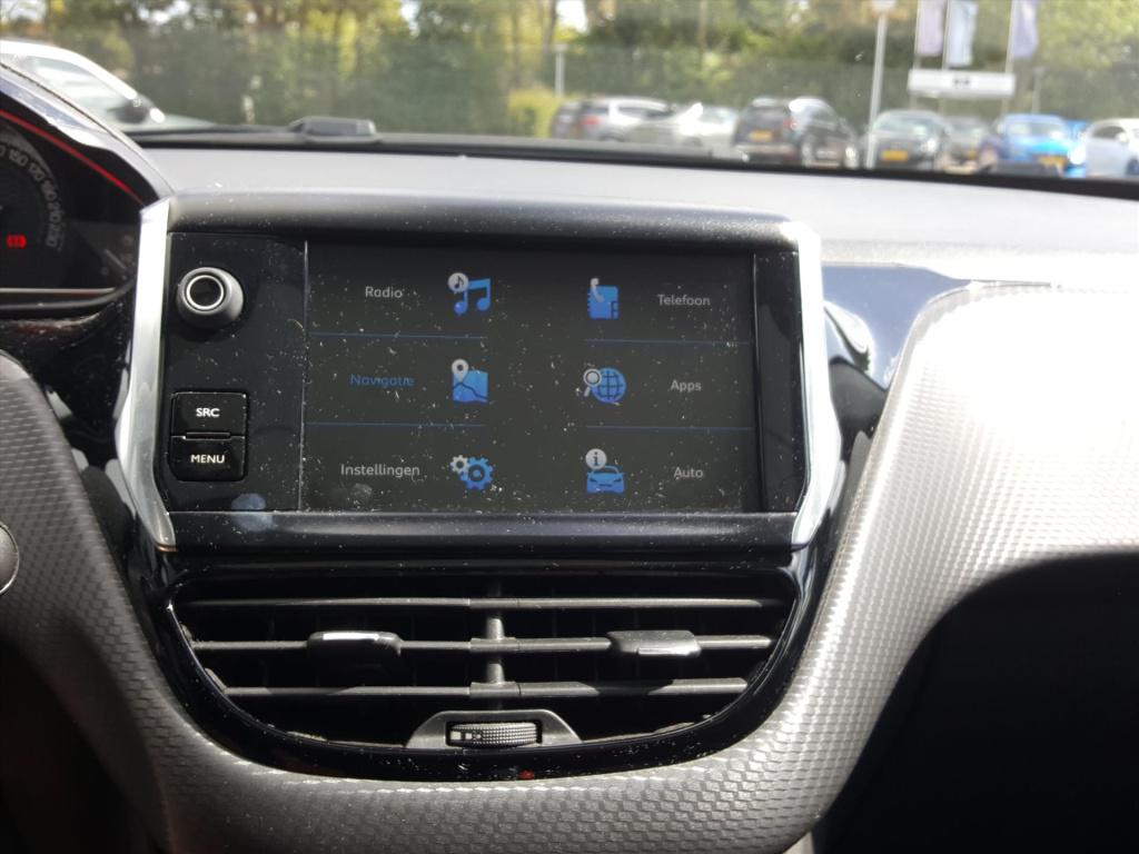 Peugeot 2008 1.2 puretech 110pk gt-line | navi | bt | applecarplay & androi