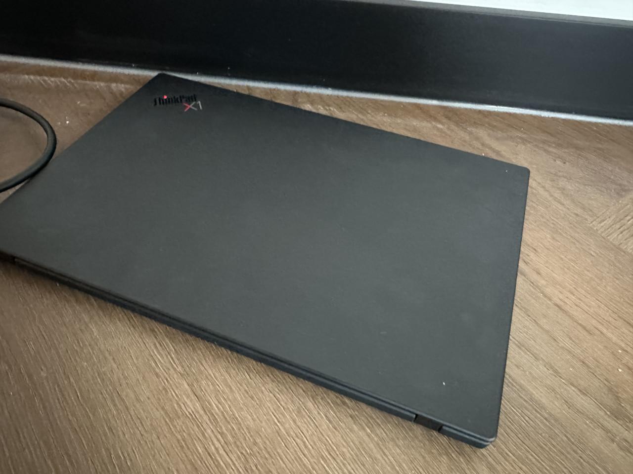 Lenovo Thinkpad X1 Carbon | i5 |8 GB RAM |256GB SSD |WIN11