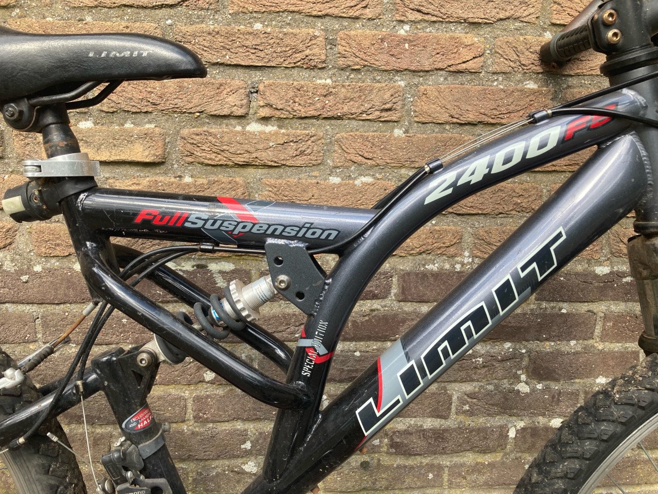 MTB Full suspension 2400fs LIMIT