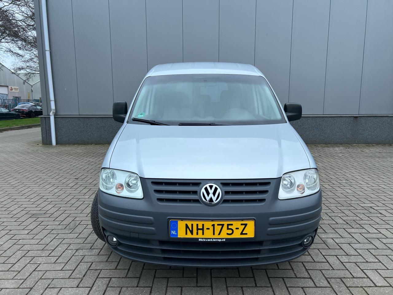 Volkswagen Caddy 1.6 benzine 5 persoons