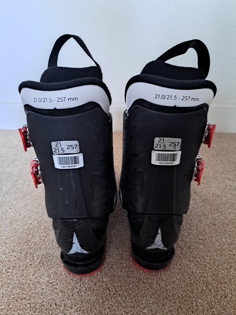 Kinderski's 120 met skischoenen maat 21/21,5