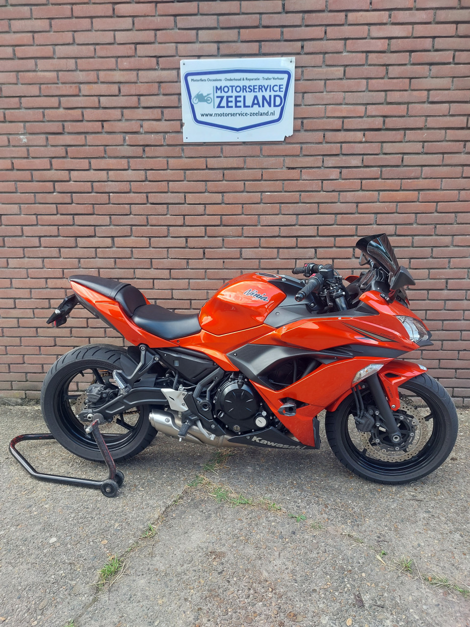 Kawasaki Ninja 650 (A2 / 35KW)