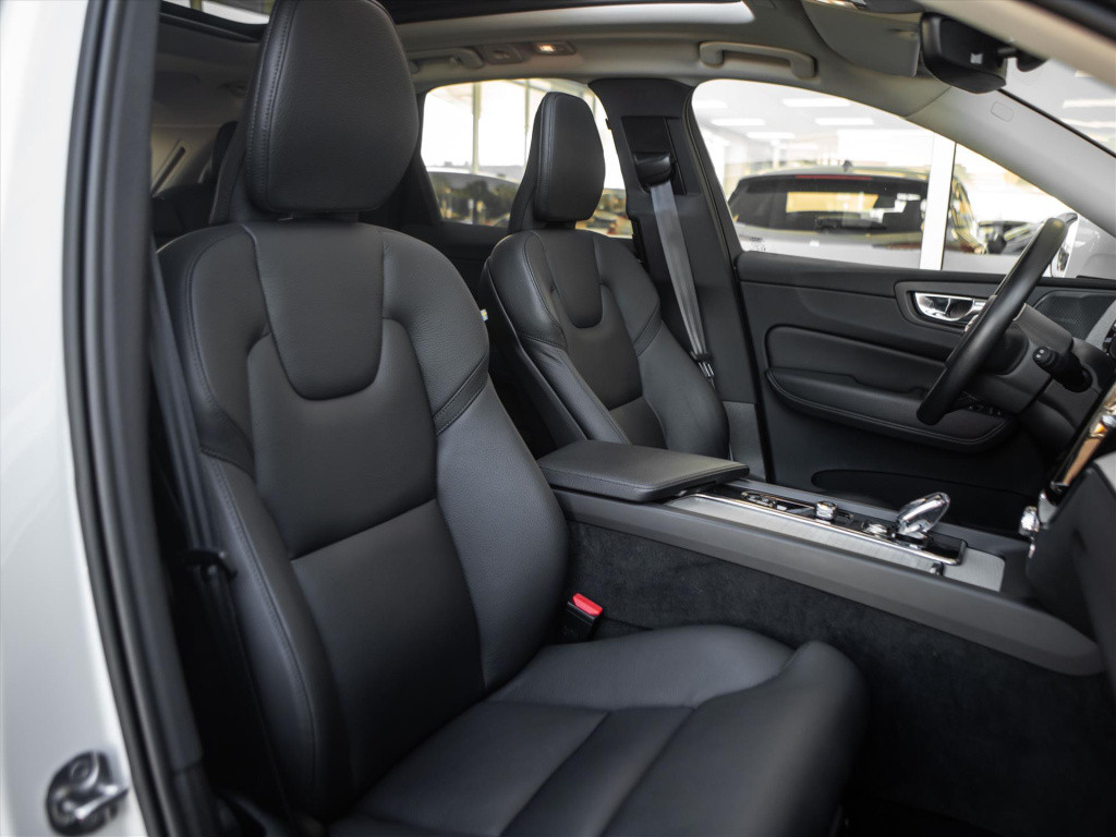 Volvo XC60 t6 twin engine 350pk awd inscription | harman kardon | panoramad