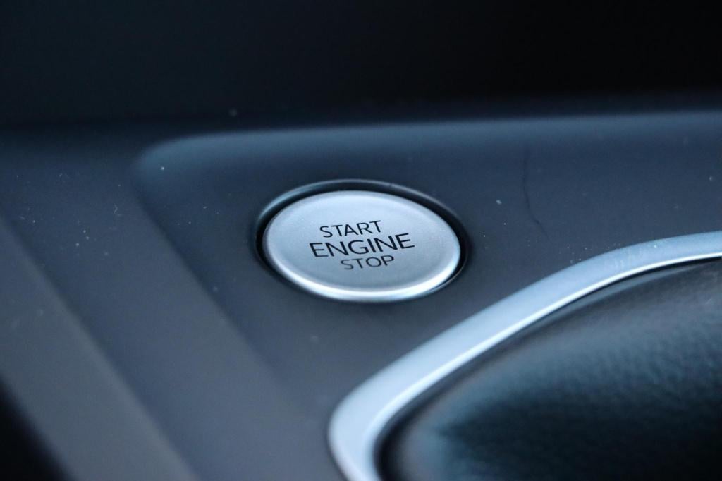 Volkswagen Golf variant 1.0 tsi life business 110pk
