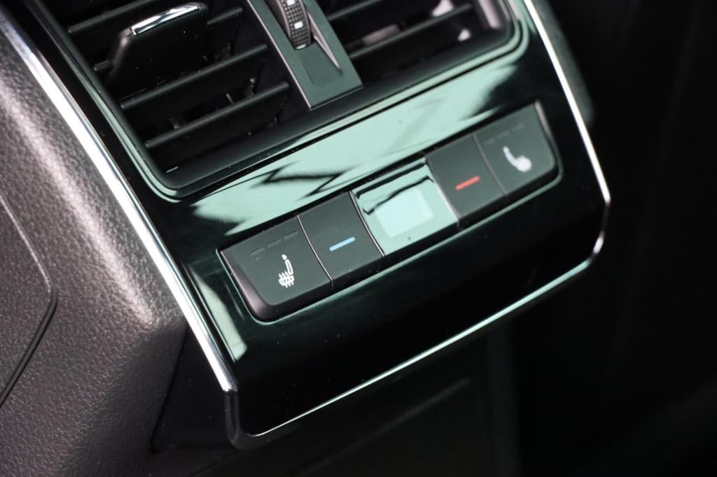 Skoda Superb combi 1.4 tsi iv sportline 218pk dsg6 | black style | memory s