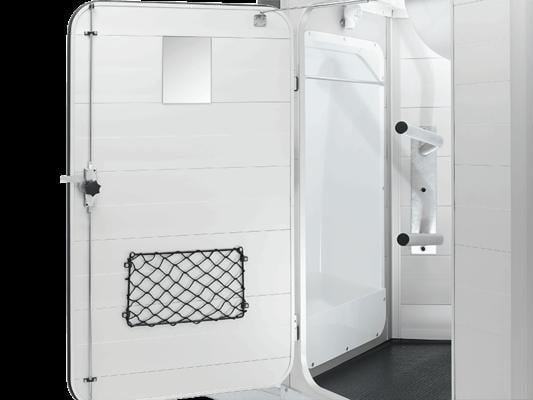 Schitterende Humbaur Xanthos Aero 2-paards trailer showmodel, actieprijs!