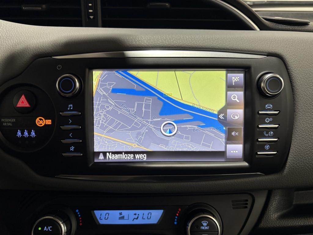 Toyota Yaris 1.5 hybrid aspiration | lage km-stand |
