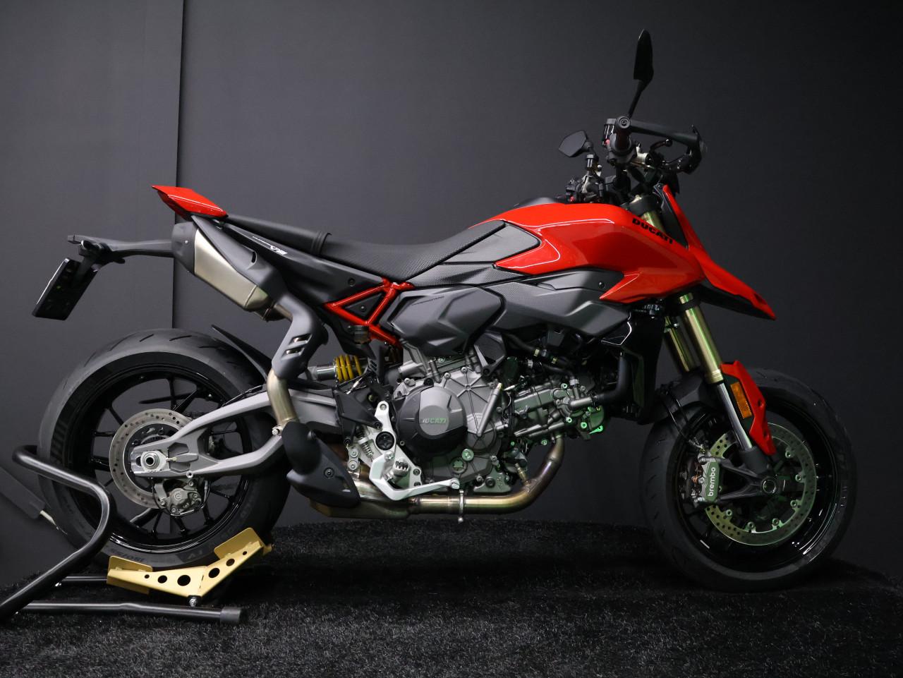 HYPERMOTARD V2 | BTW Motor