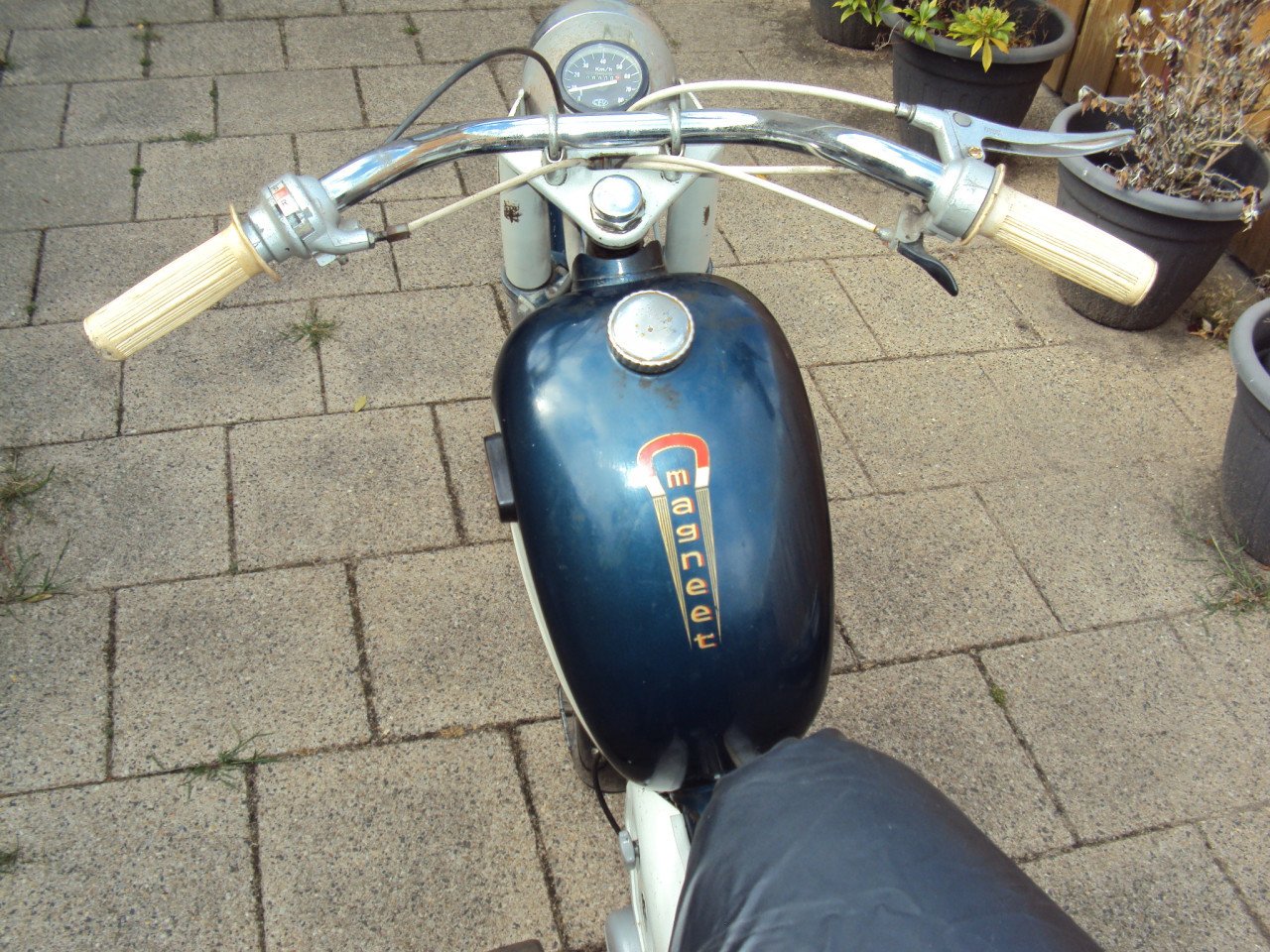 BROMMER  MAGNEET