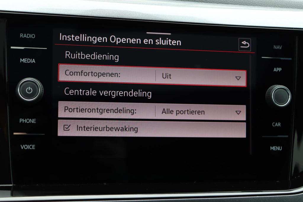 Volkswagen Polo 2.0 tsi gti edition 25 207pk dsg7