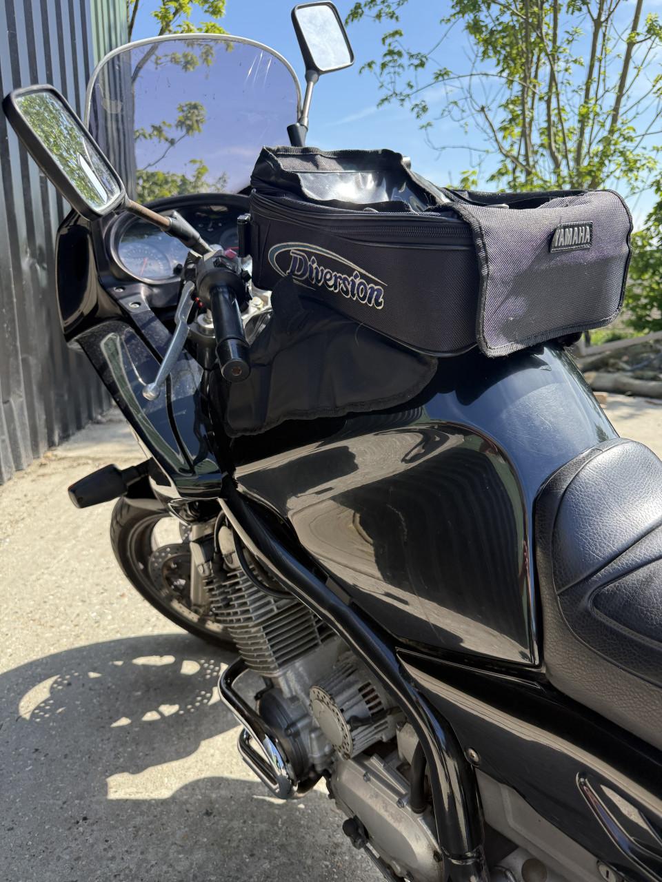 Yamaha XJ900S Diversion