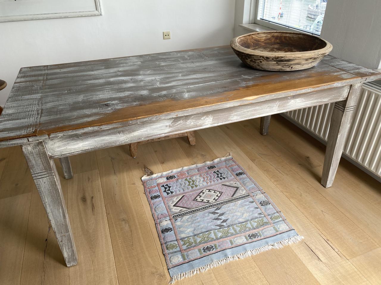 Fantastische massief grenen eettafel