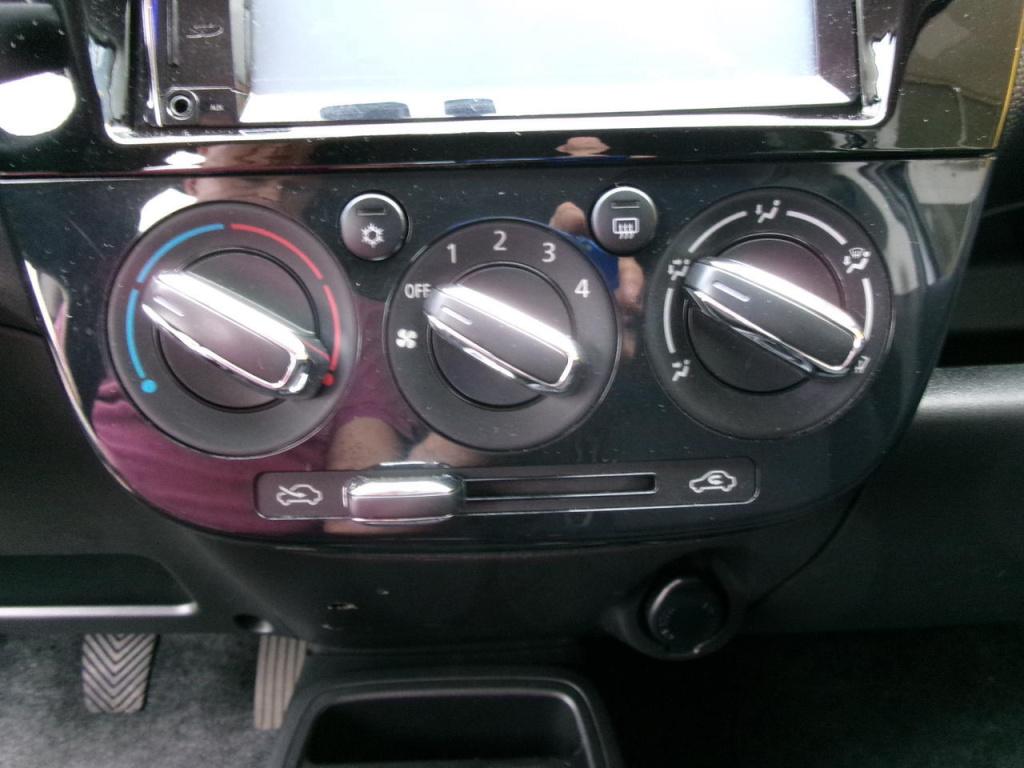 Mitsubishi Space Star 1.0 cool+, airco, start/stop, nav. btw auto!!
