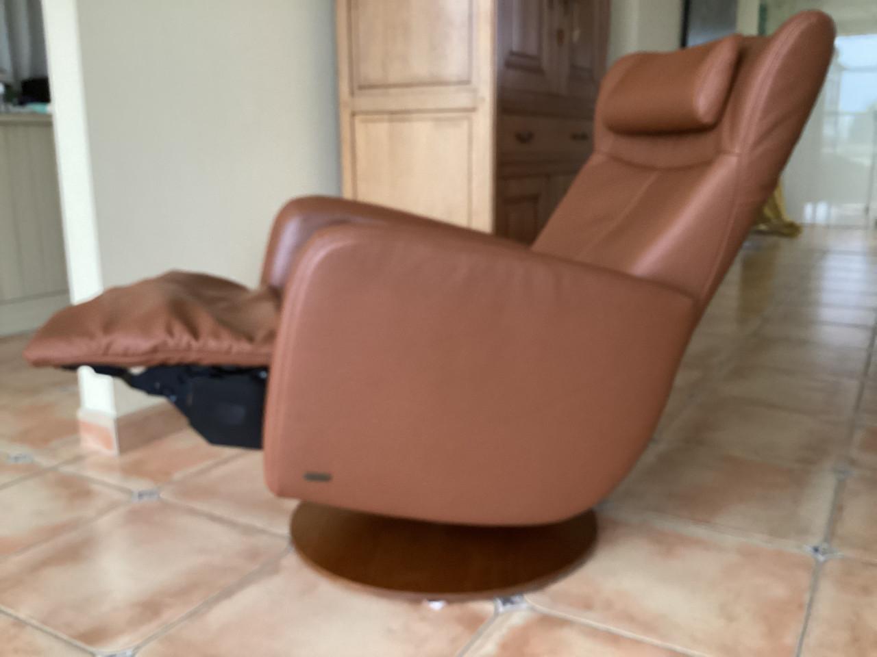 Prominent sta-op stoel/relax(draadloos)accu((showroomstaat)