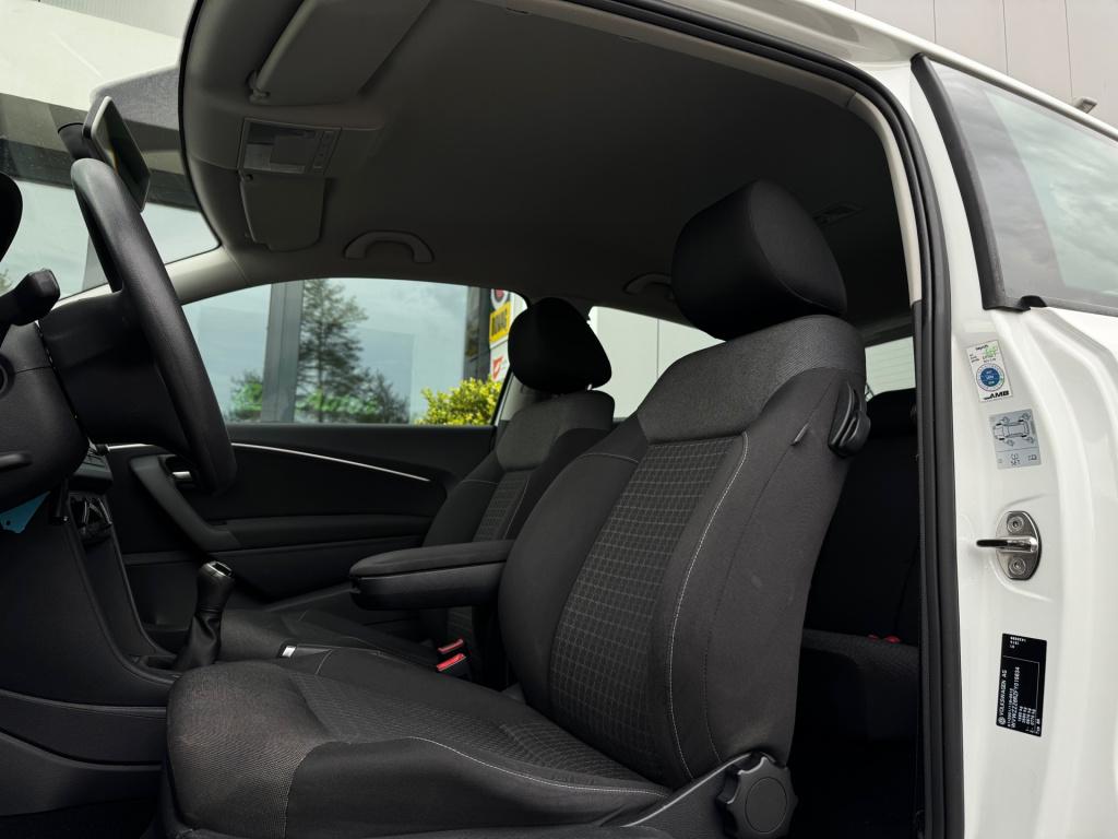 Volkswagen Polo 1.2 tsi r-line * pdc 2x * airco * 17 inch