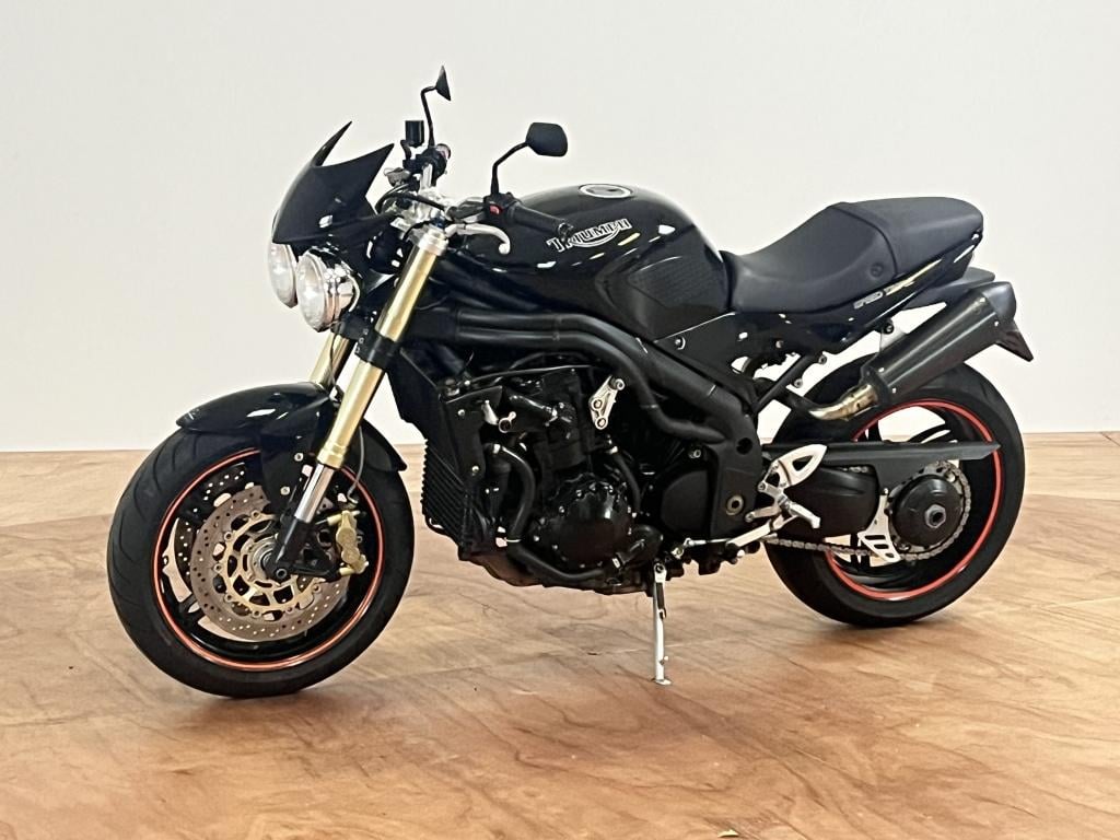 Triumph Speed Triple sport