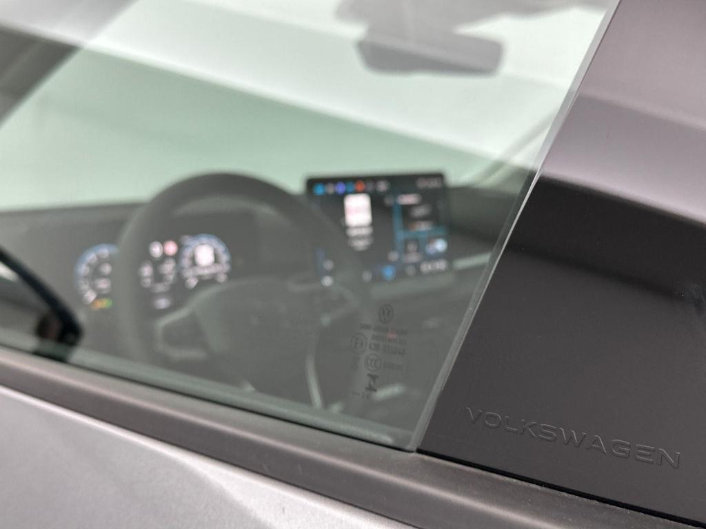 Volkswagen T-roc 1.5 etsi style first edition