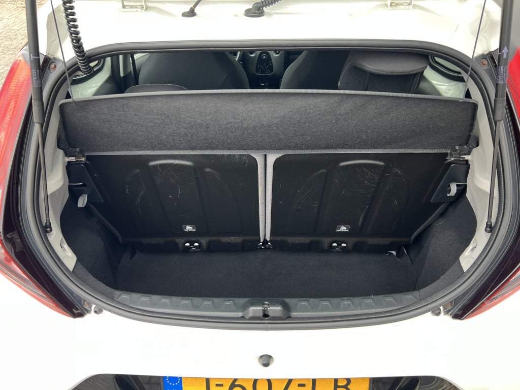 Toyota Aygo 1.0 vvt-i x-play