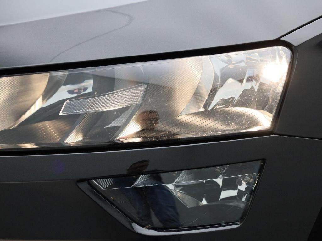 Skoda Karoq 1.5 tsi act business edition | automaat | apple carplay / andro