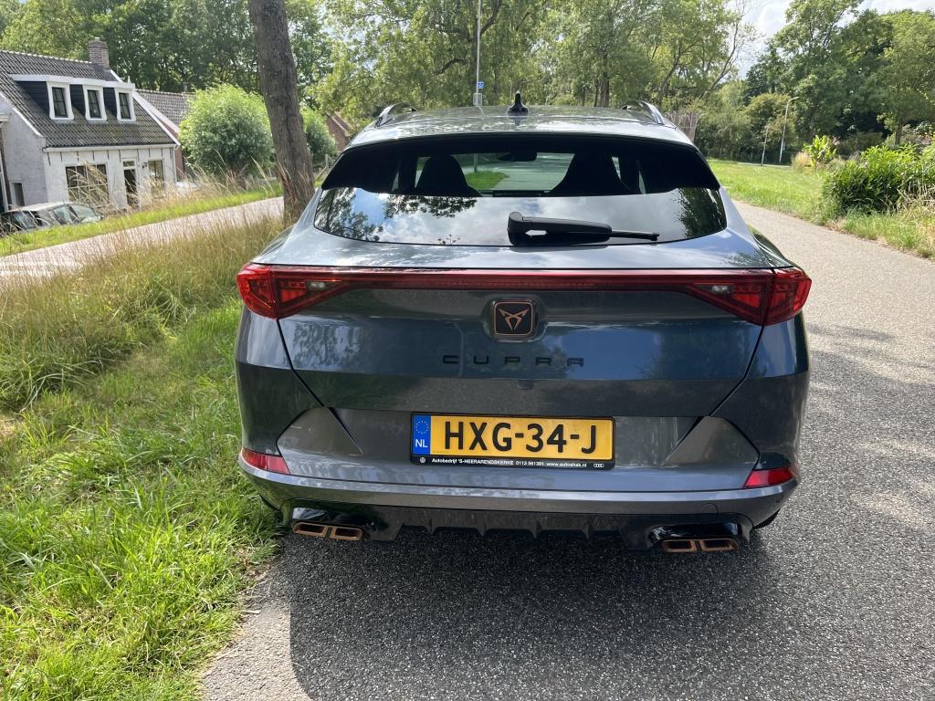 Cupra Formentor 1.4 e-hyb copper ed.