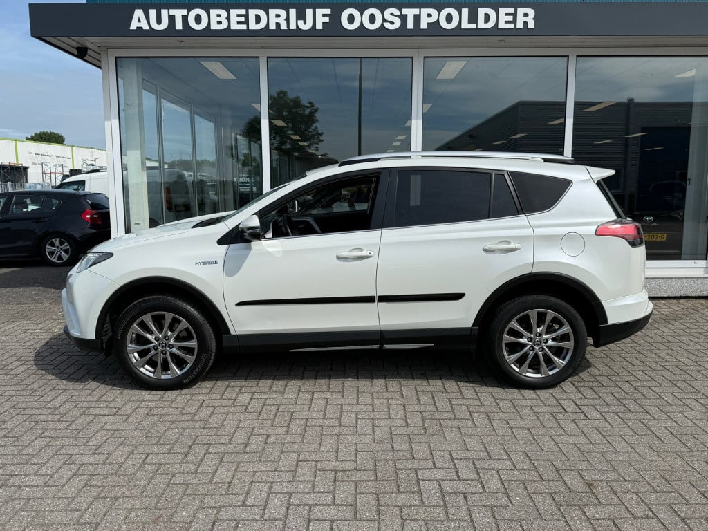 Toyota Rav4 2.5 hybrid executive business