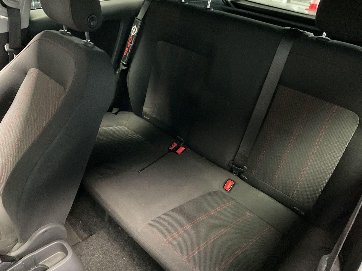 Opel Corsa 1.4 Color Edition