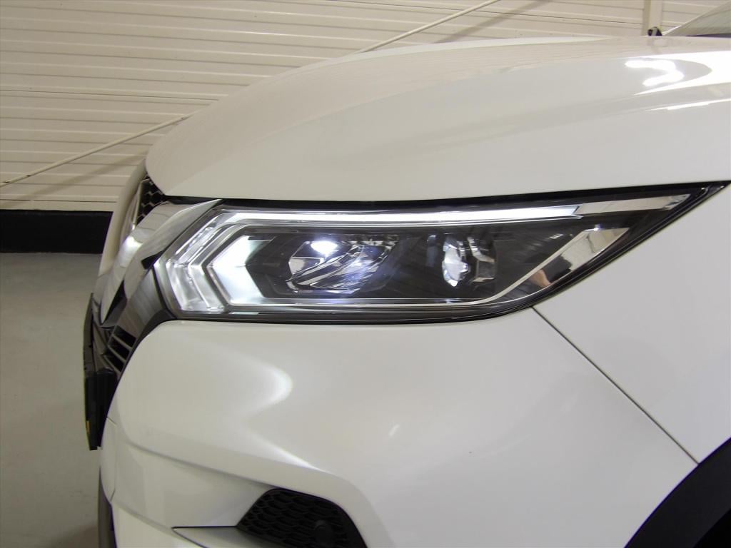 Nissan Qashqai 1.3 dig-t 140pk tekna