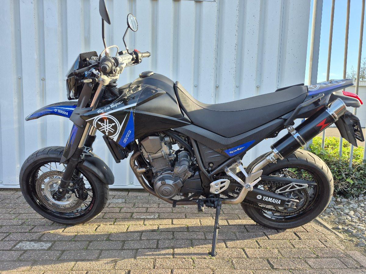 Yamaha XT660X supermoto uit 2013