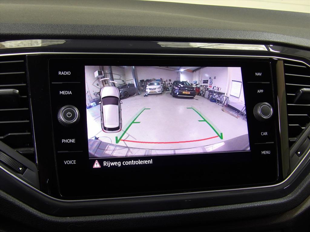 Volkswagen T-roc 1.5 tsi 150pk 7-dsg sport