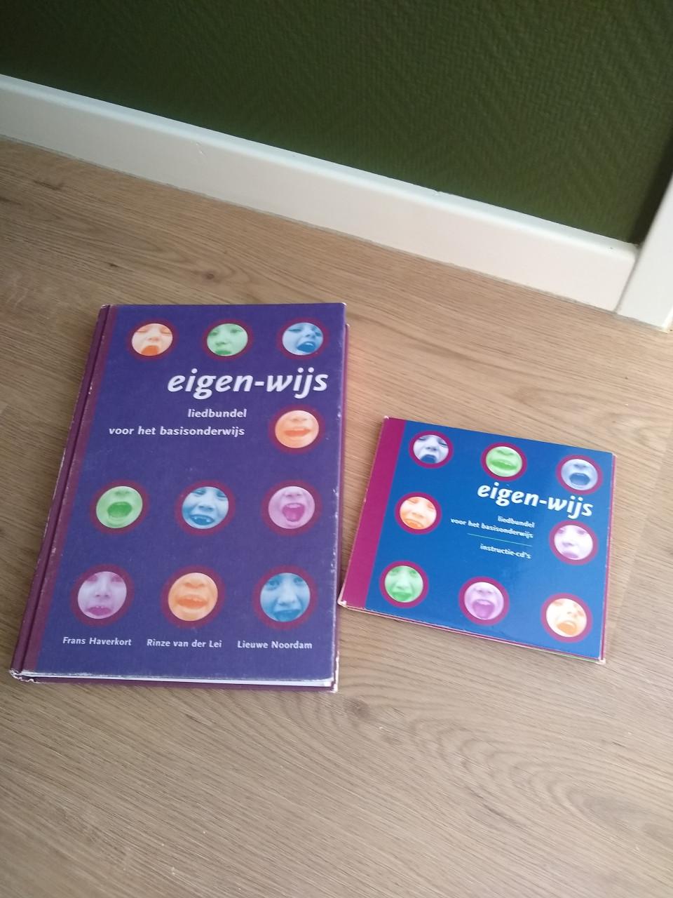 Te koop: Liedbundel Eigen-wijs