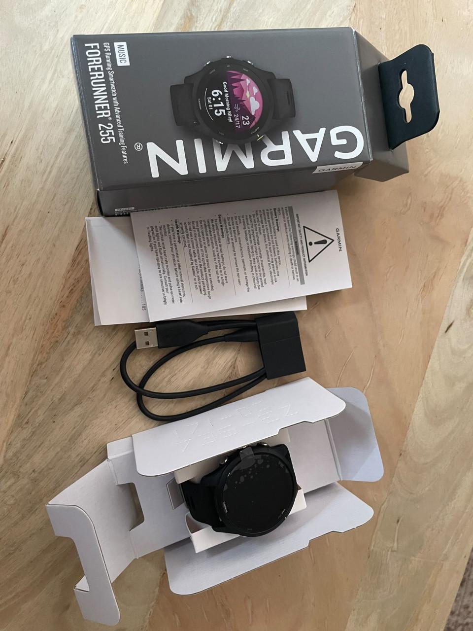Garmin Forerunner 255 music