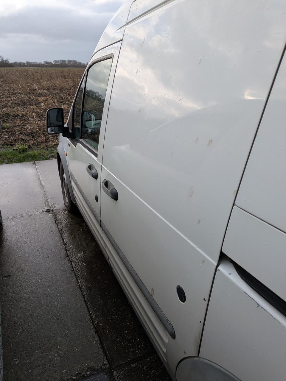 Ford Transit Connect 220L HR 1.8 TD – extra hoog – twee schuifdeuren