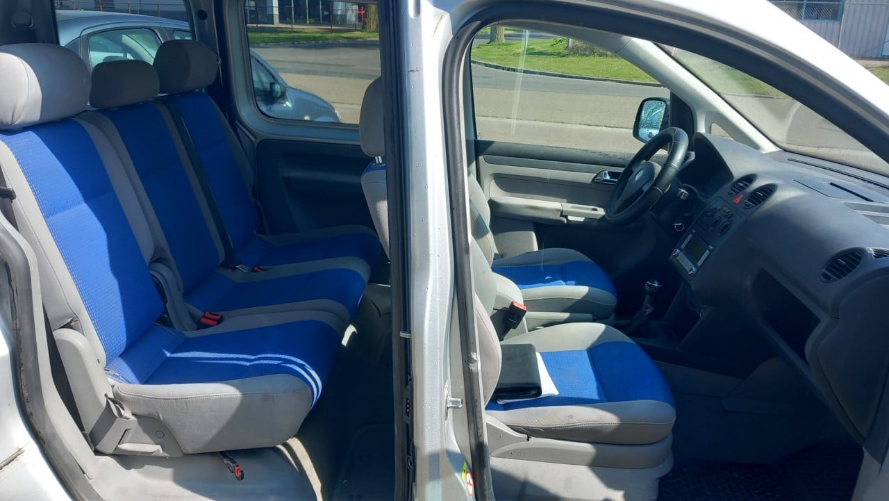 Volkswagen Caddy 1.6 Optive 7 persoons bj:2007 airco lm-velgen apk 2027