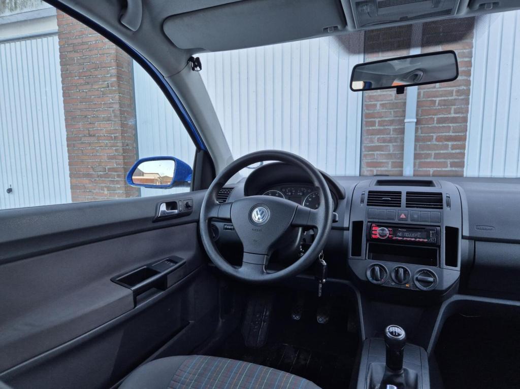 Volkswagen Polo 1.2 optive / origineel nl / airco / bluetooth