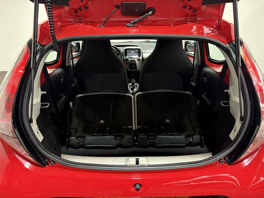 Toyota Aygo 1.0 vvt-i x-play