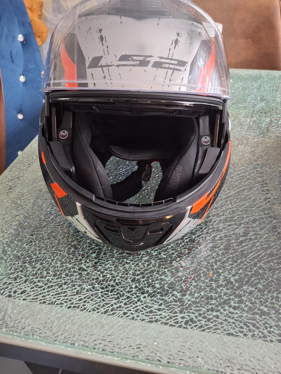 Motor helm ls2