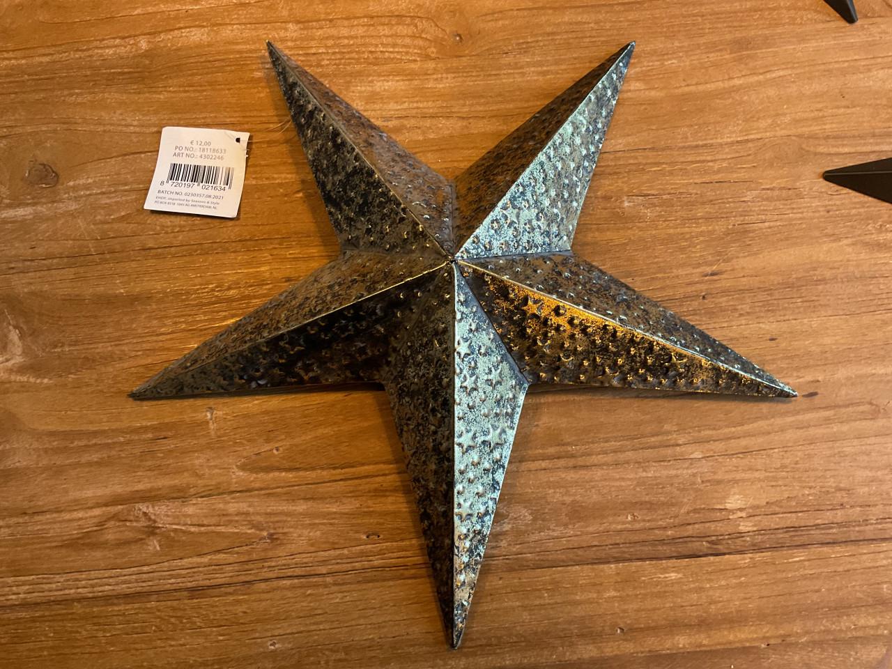 Kerst 2 zwarte en  goudkleurige stalen ster