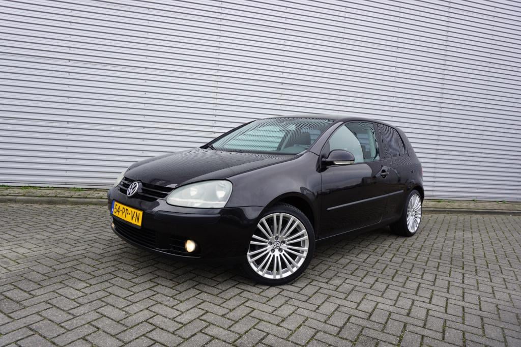 Volkswagen Golf 1.6 fsi comfortline climate / cruise / elektr. ramen / lm v