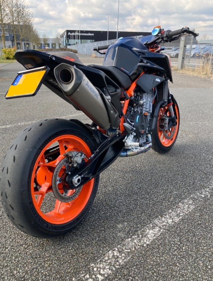 Ktm Duke 890R 2024 - 3945km
