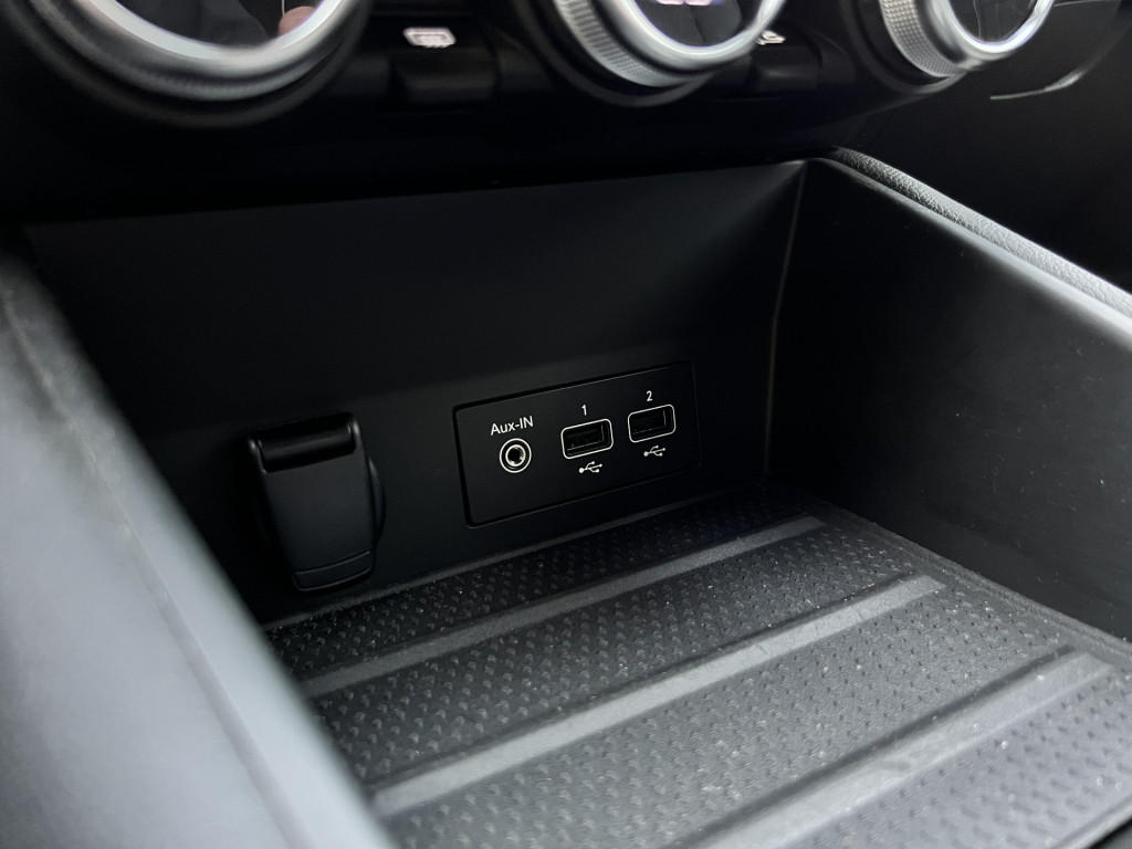 Renault Captur 1.6 e-tech plug-in hybrid 160 intens