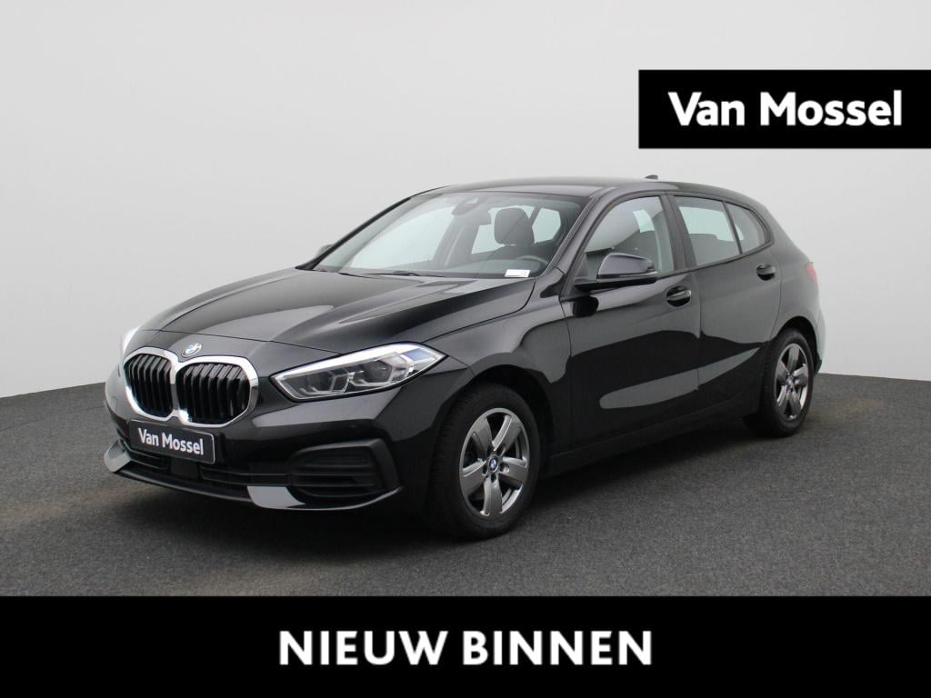 BMW 1 Serie 116i executive | automaat | parkeer sensoren | navigatie | virt