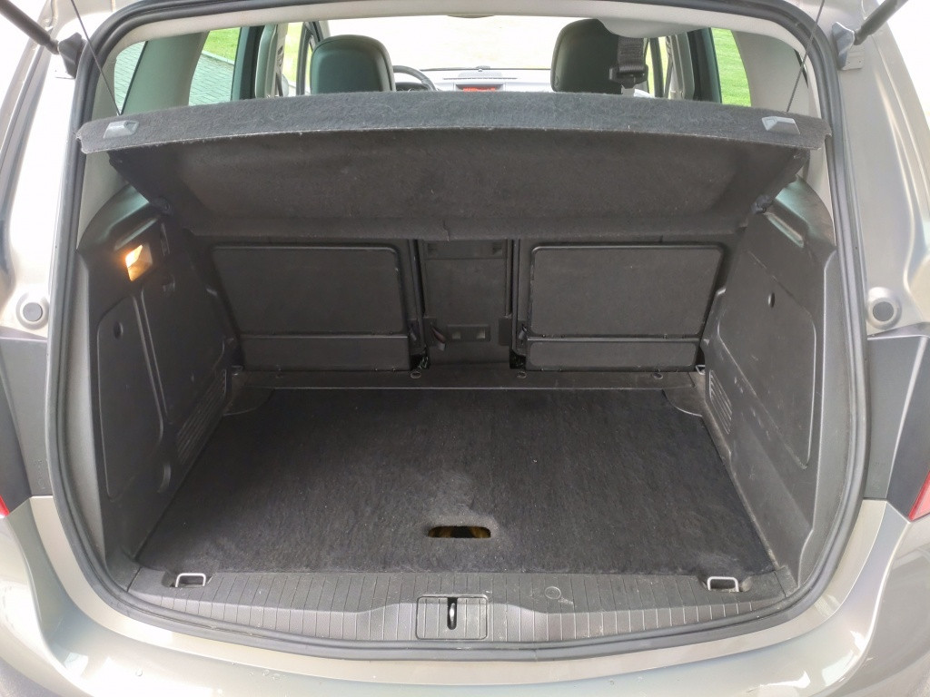 Opel Meriva 1.4 turbo color ed.
