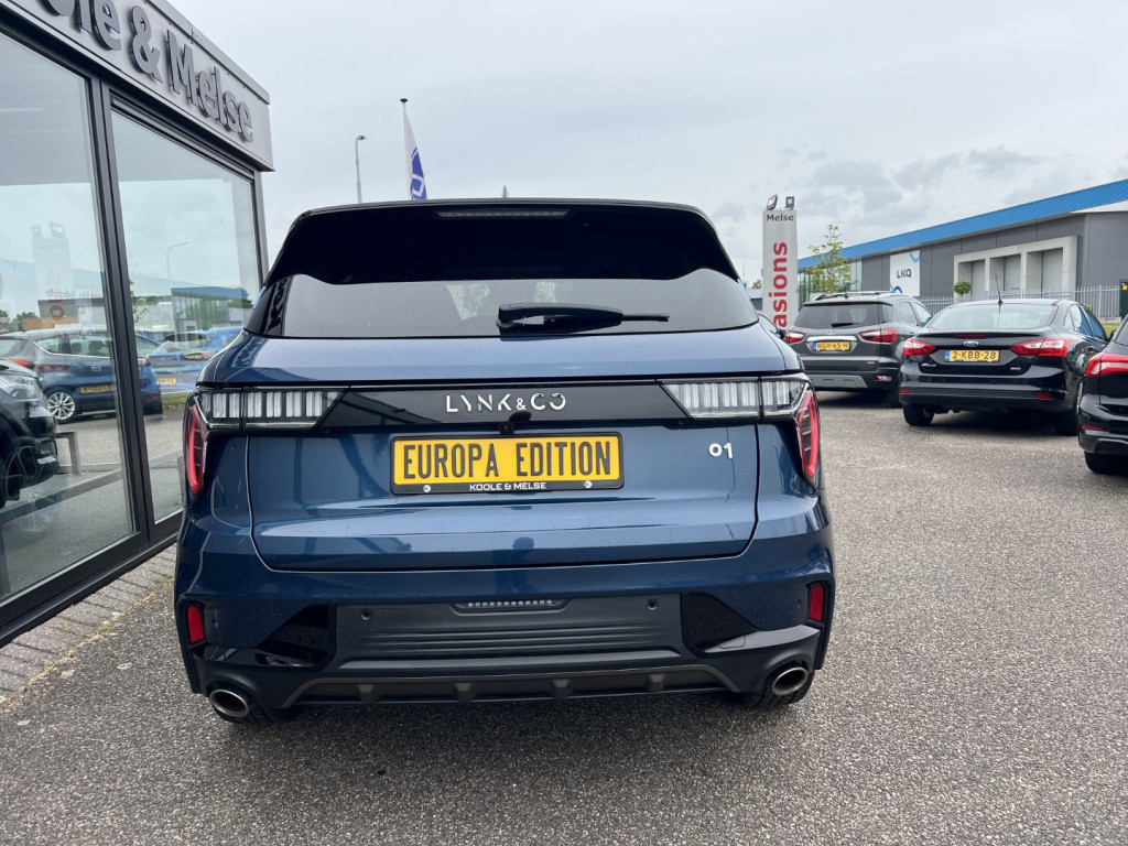 Lynk & Co 01 1.5 261pk plug in hybrid , panodak , 360gr camera, carplay