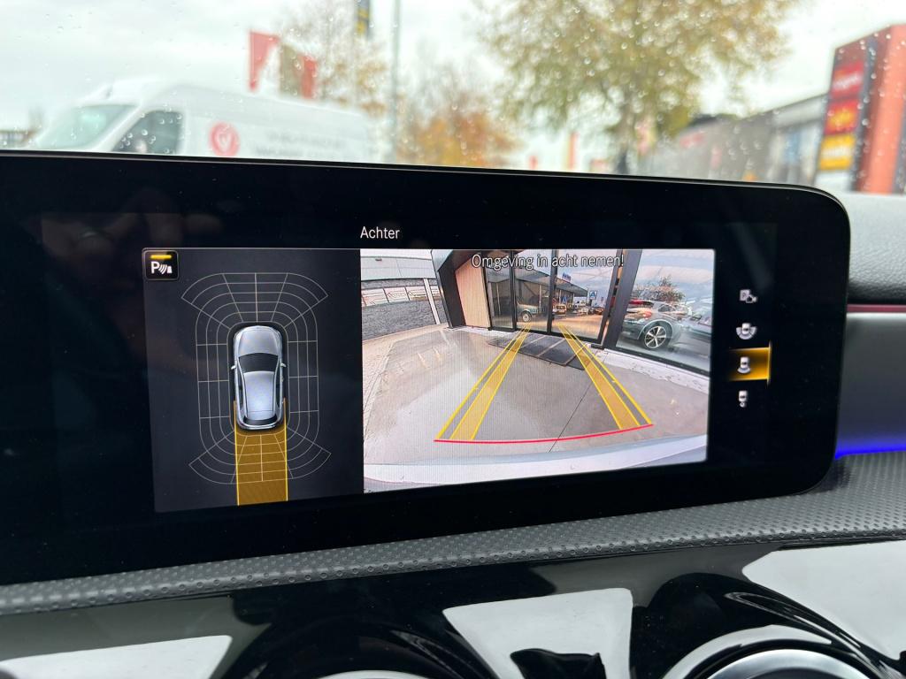 Mercedes-Benz A-Klasse 250 e business solution amg limited